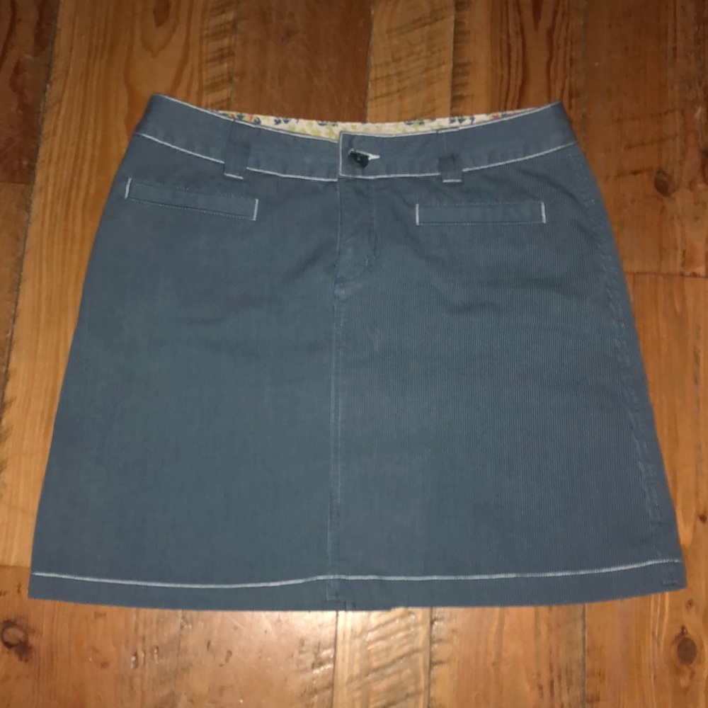Pin striped skirt